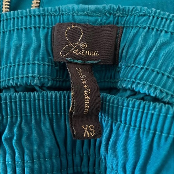 Teal Jaanuu XS Zippered Scrub Set - Picture 3 of 3